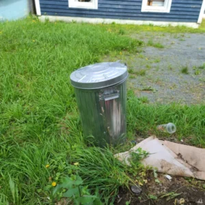 The Garbage Man Noticed A Giant Creature In The Trash – You Won’t Believe What He Found Inside