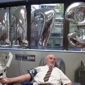 THE MAN WHO SAVED THE LIVES OF 2.4 MILLION BABIES BY DONATING BLOOD NEARLY EVERY WEEK FOR 60 YEARS