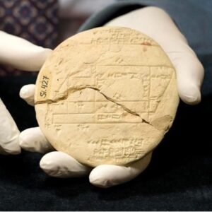 Pythagorean Theorem Found on Ancient Babylonian Clay Tablets Predating Pythagoras by 1,000 Years