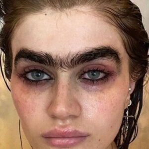 The stunning reason this 25-year-old refuses to shave off her unibrow despite cruel comments