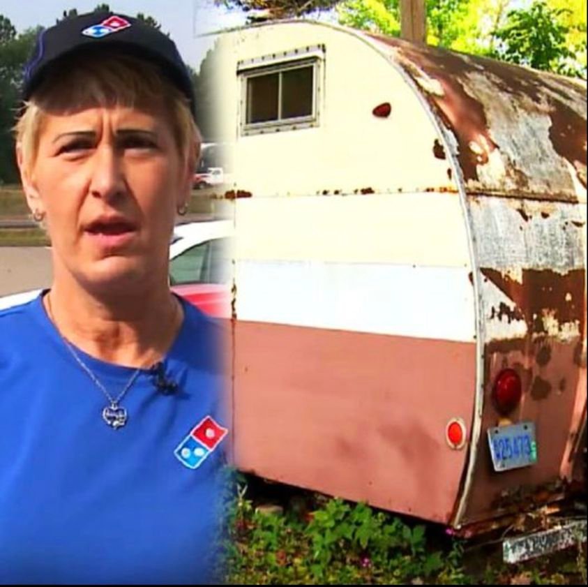 Woman delivers pizza to rusty trailer: Opens the door and makes a shocking discovery