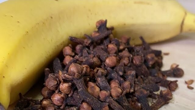 A Delightful Culinary Adventure: Cloves and Bananas