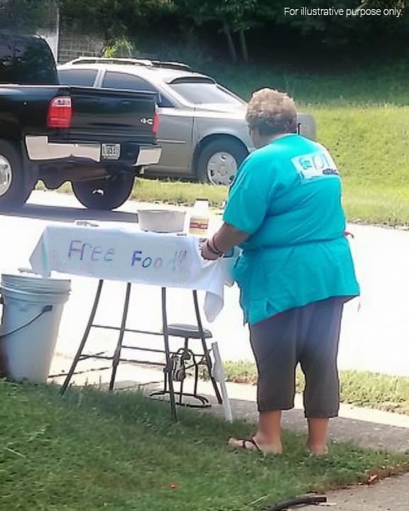 Sweet Lady Feeds Local Kids for Free – When a Neighbor Tried to Kick Her Out, the Unbelievable Happened