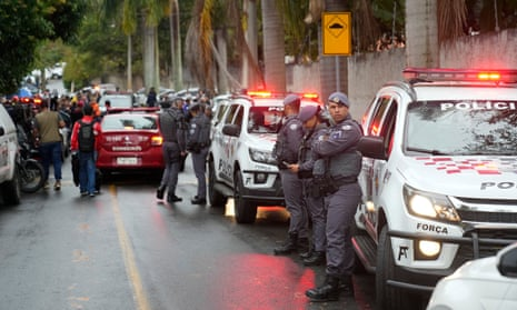 Plane with 62 people on board crashes in São Paulo state